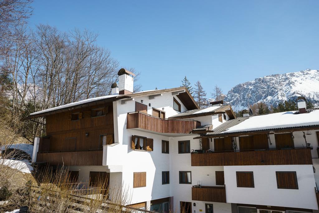 Villa Franchetti - Stayincortina Кортина-д'Ампеццо Экстерьер фото